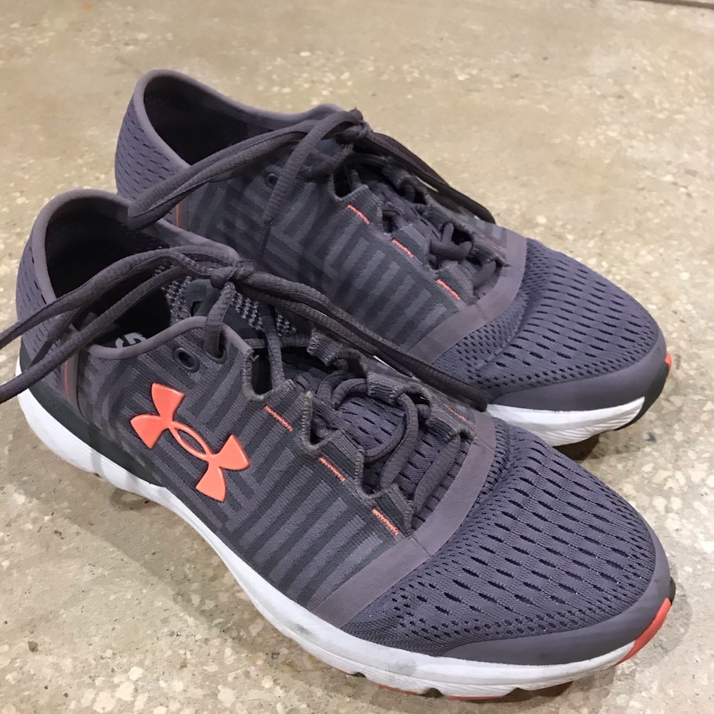 Underarmour running shoes